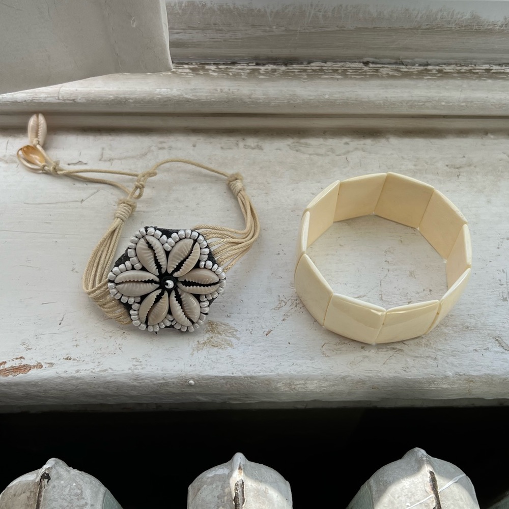 Bundle of 2 Summer style bracelets - Picture 1 of 1